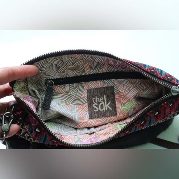 Sakroots Artist circle cross body bag - Picture 6 of 12